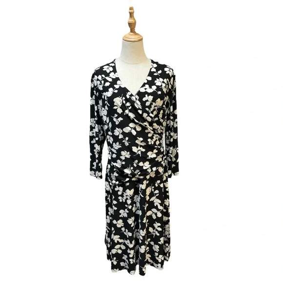 Ralph Lauren Dresses & Skirts - Ralph Lauren Floral Black And White Dress Size 14
